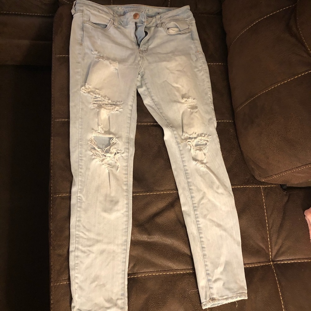 American Eagle 🦅 light color blue jean begin